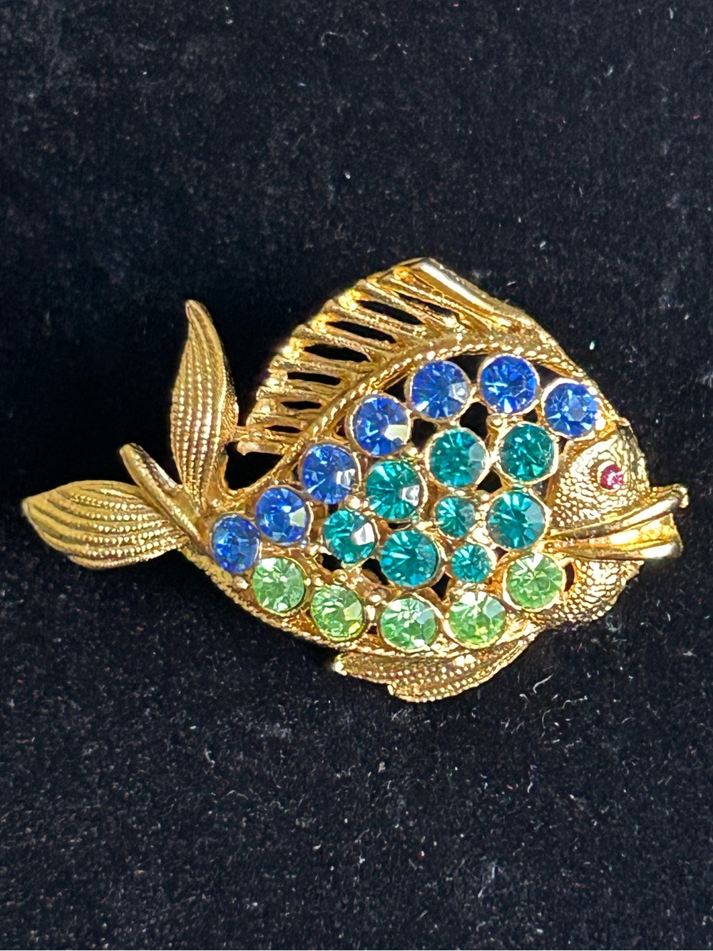 Gold Tone Fish Brooch with Blue and Green Rhinestones (6)